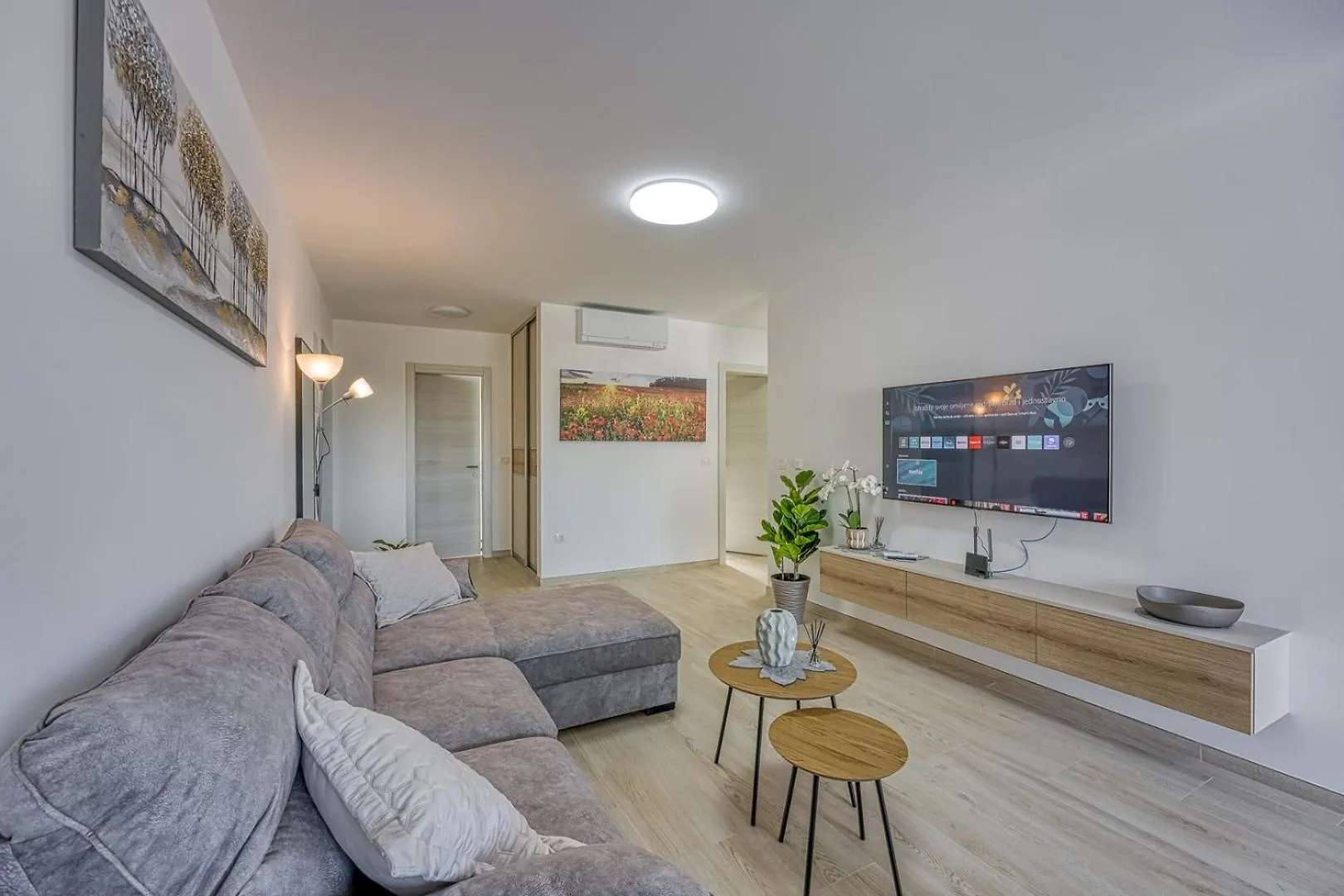 Luxury Apartment Light Nova Vas  Croatie
